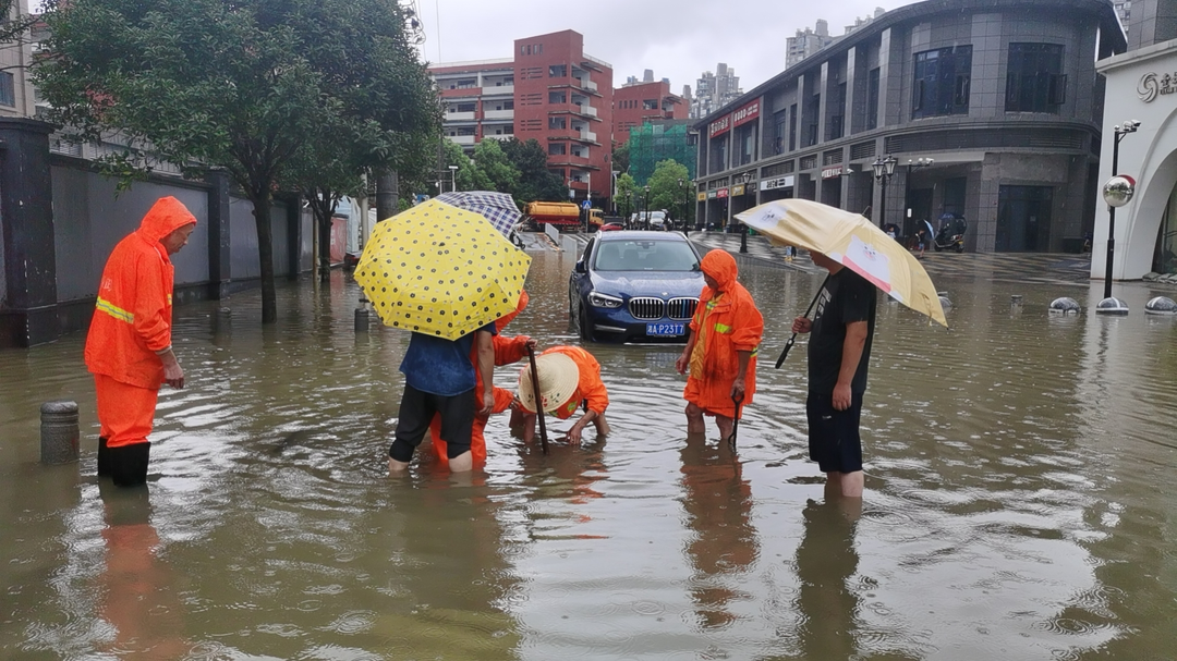 開福區(qū)芙蓉北路街道：全力以赴， 打好城市內(nèi)澇攻堅戰(zhàn)