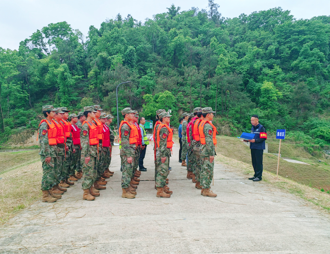 开福区青竹湖街道未雨绸缪砺精兵 实战演练筑安澜