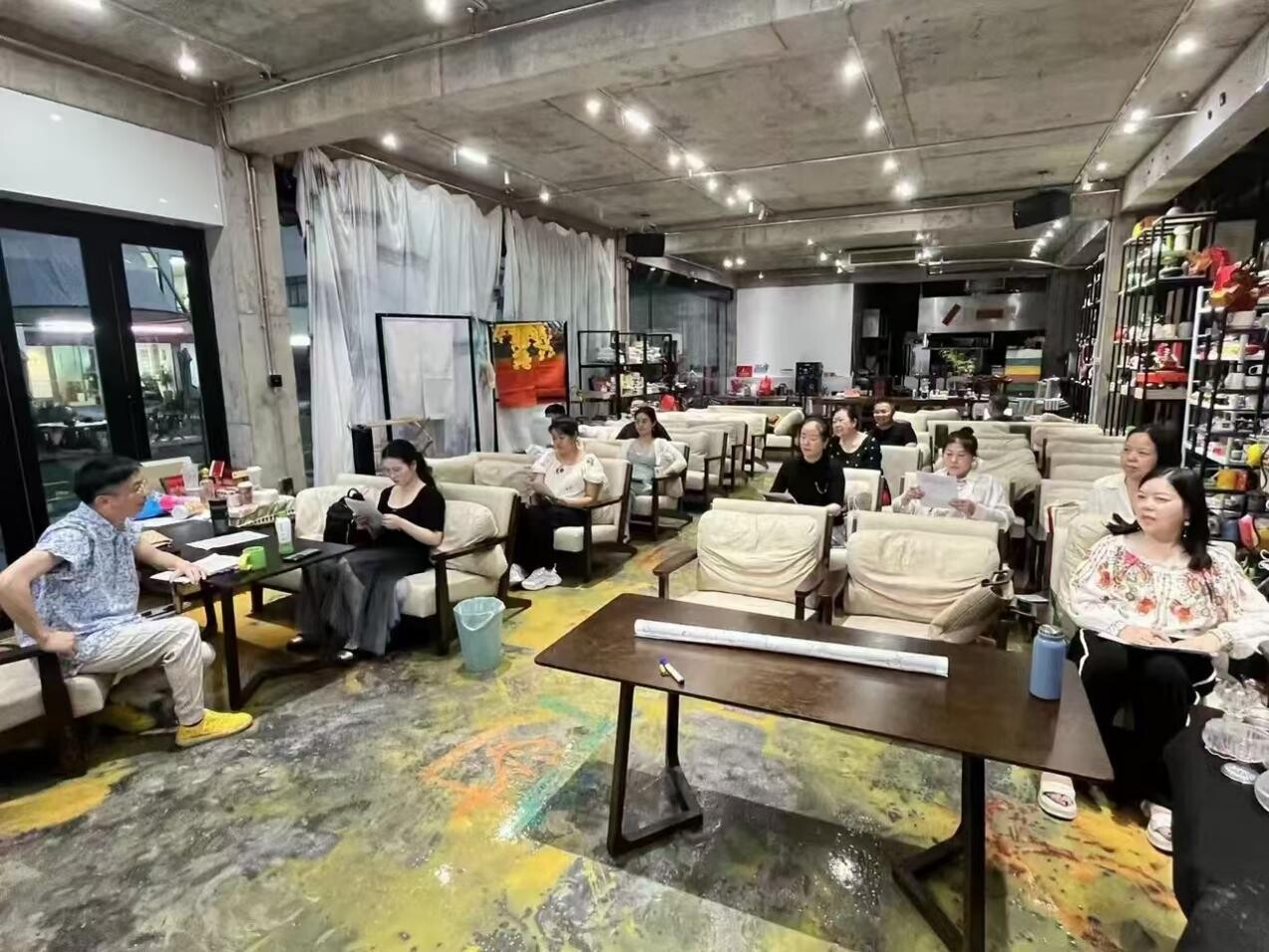 开福区浏河社区开展“就业进社区、进园区”微网格宣传活动