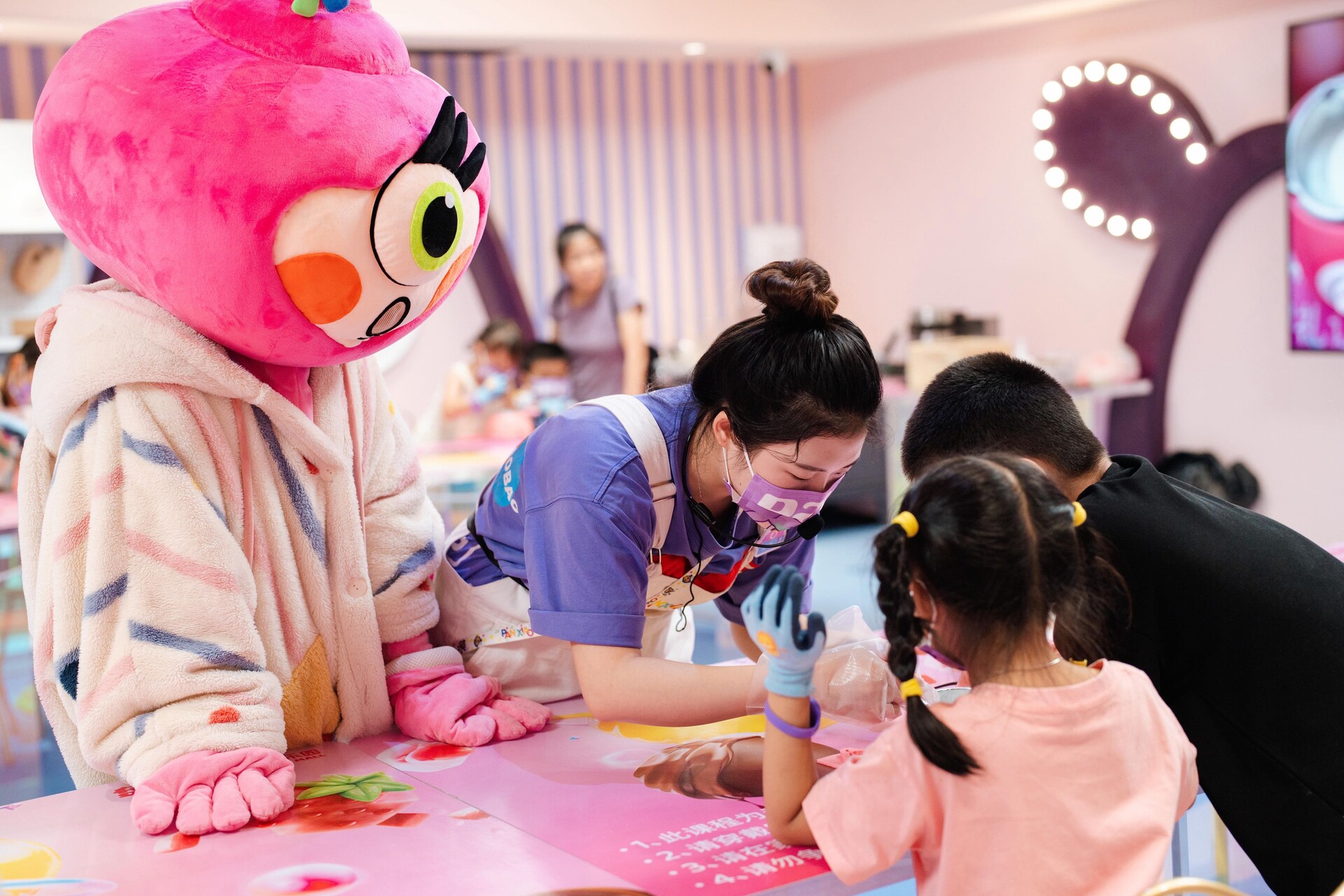 開福區(qū)：新就業(yè)群體家庭共探長沙底蘊 共筑城市溫情  