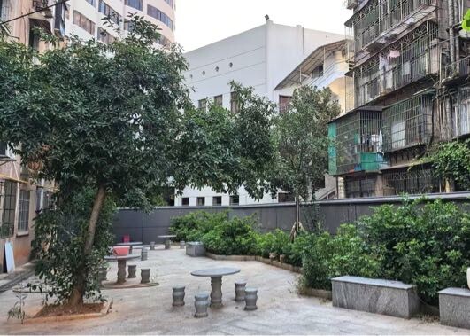 开福区湘雅路街道留芳岭社区“三治融合”深化蓝天保卫战 