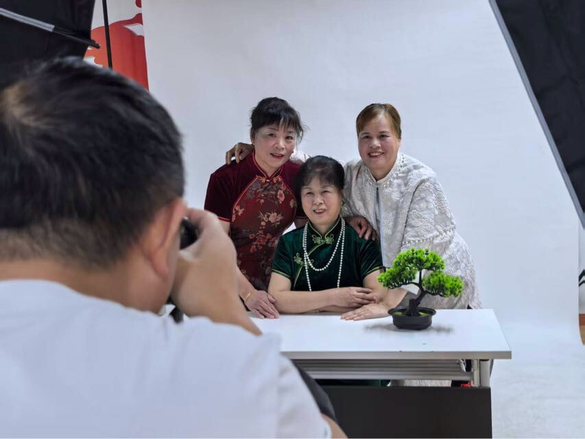 开福区胜利社区：党建引领强治理 网格服务暖银龄 