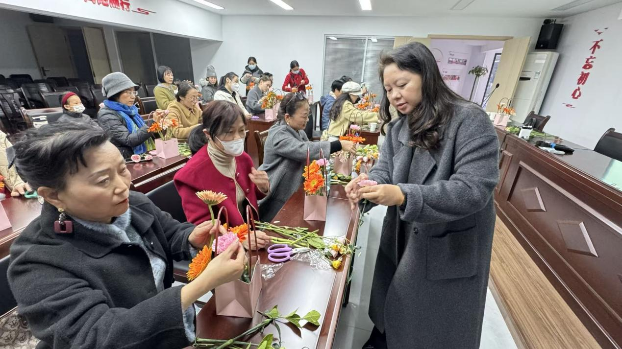 开福区月湖街道朝阳社区开展创业就业指导培训活动