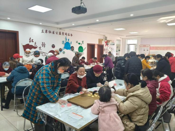 开福区左岸社区：烘焙飘香聚邻里，网格宣传暖人心