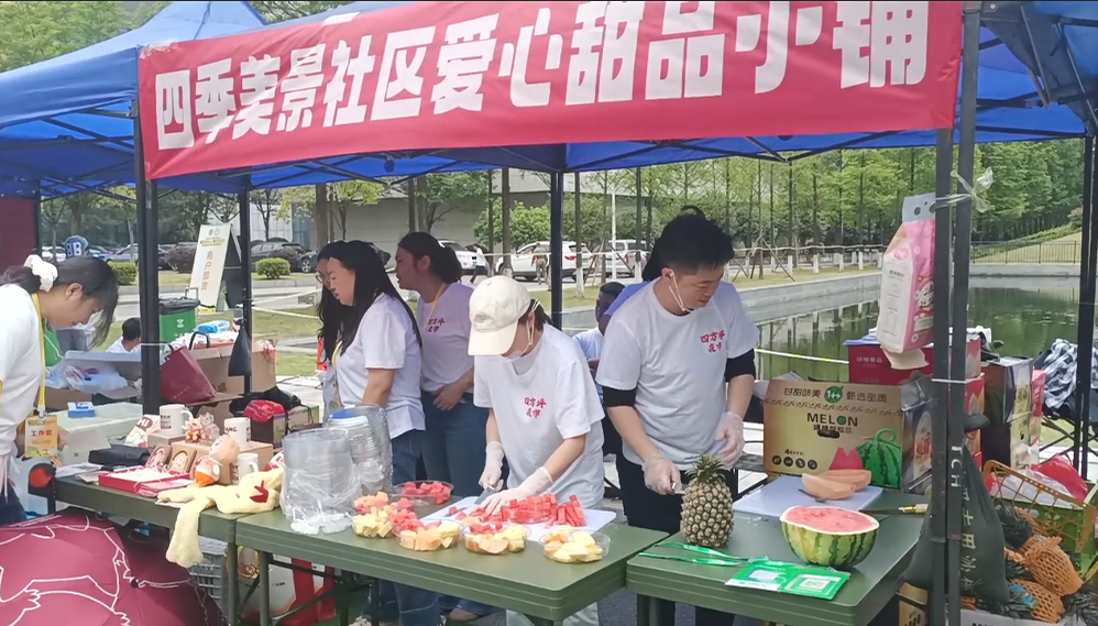开福区四季美景社区：军民携手绽芳华 烟火美食暖军营