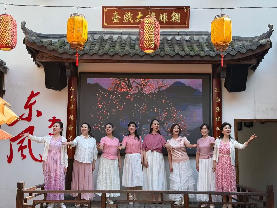 东风大舞台朝晖楼剧场启动 文化惠民再添新阵地